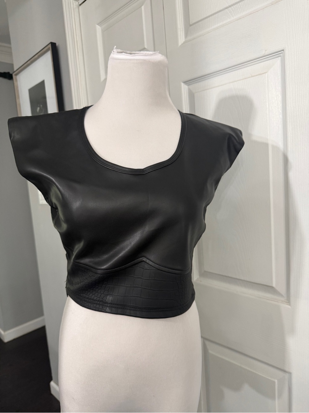Maniere De Voir Black Faux Leather Cropped Tank